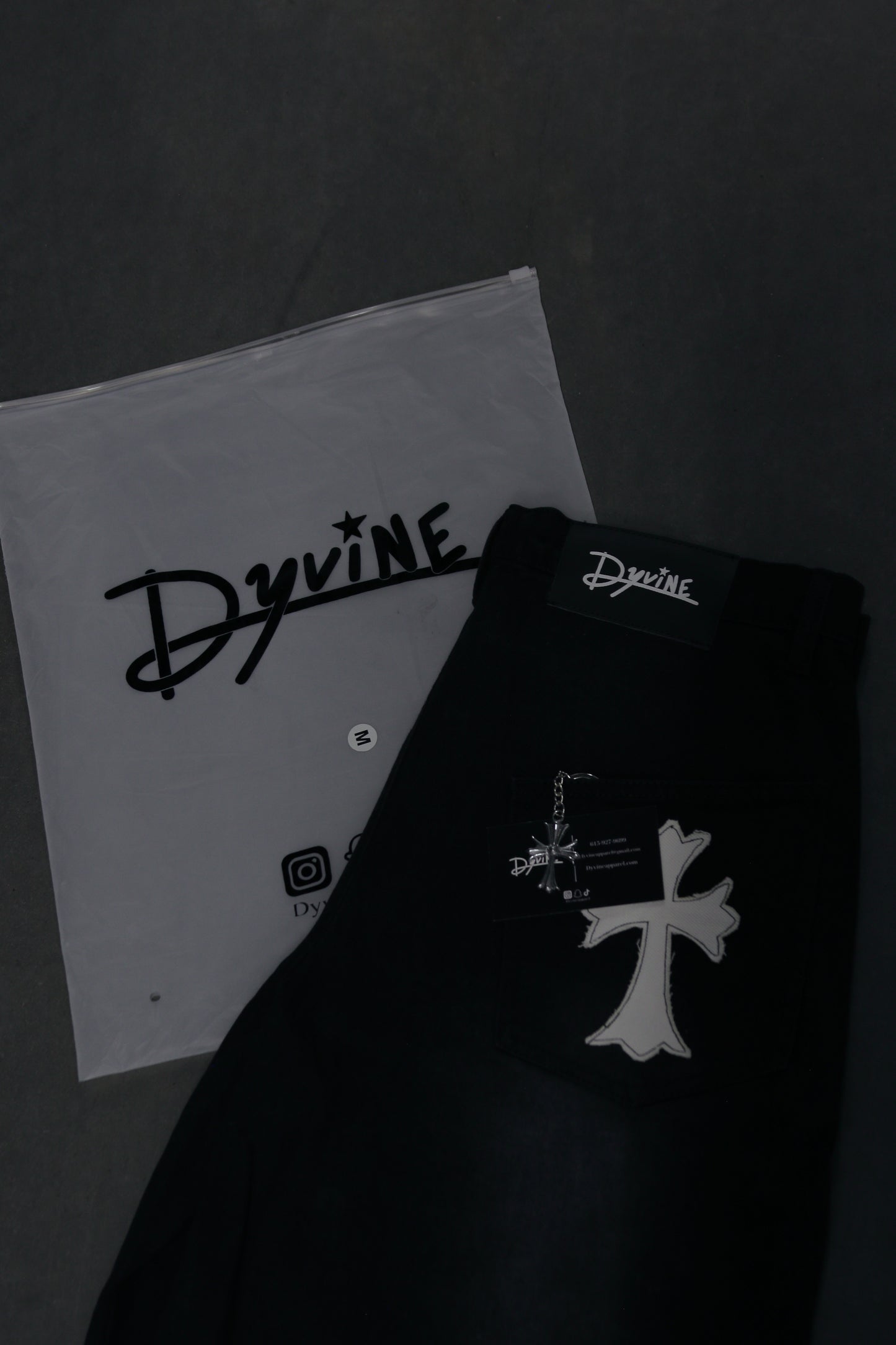 Dyvine Jorts