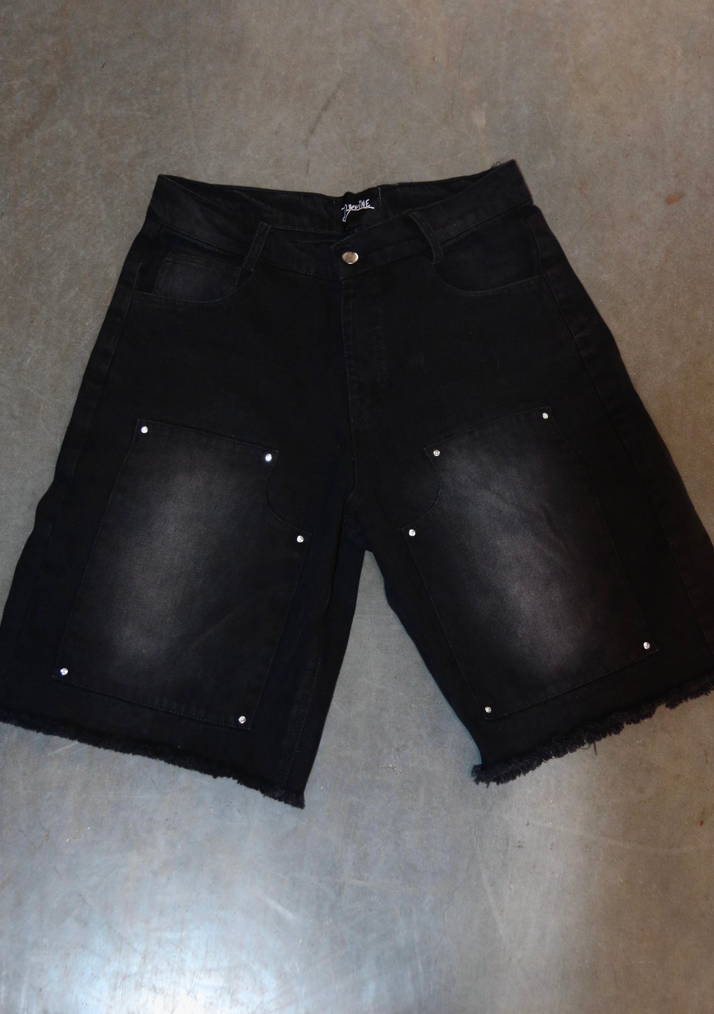 Dyvine Jorts